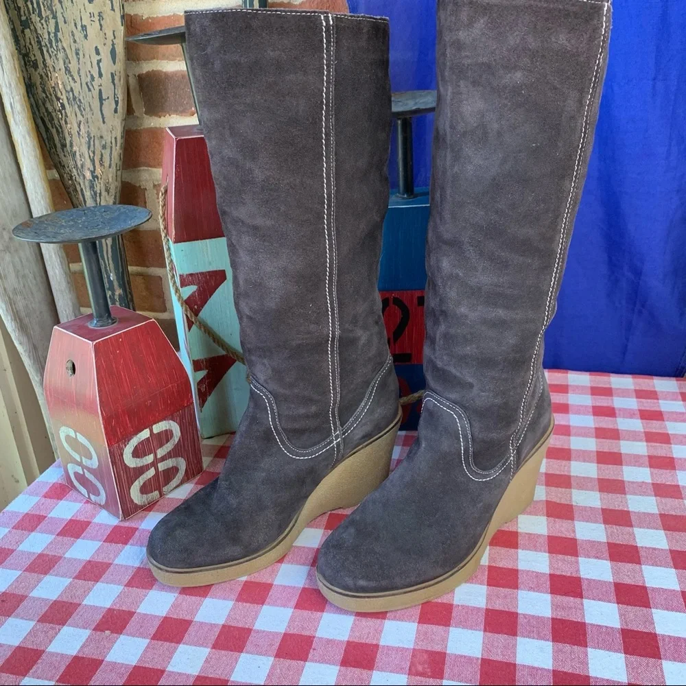 EMU AUSTRALIA Warm Brown Waratah Suede Sheepskin Sherpa Wedge Boots, 9 - Picture 3 of 13